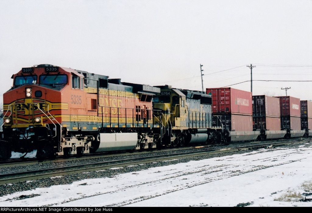 BNSF 5335 West